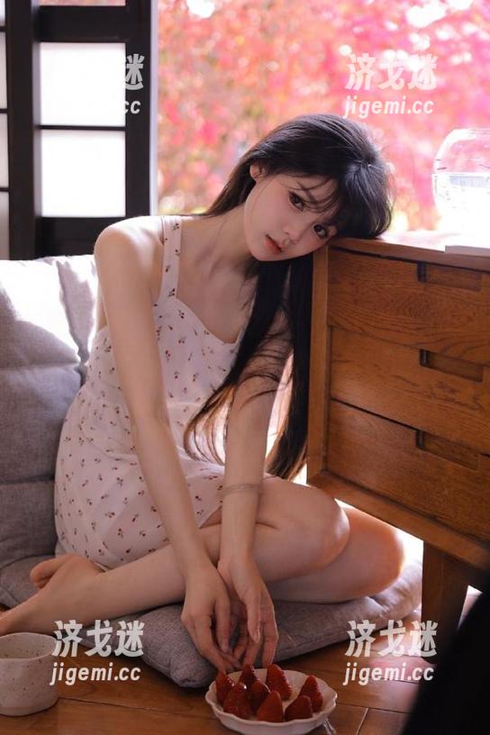 瓜田里的骚动，传送门已就绪，丢掉烦恼，加入黑料不打烊的疯狂派对！