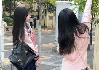 在黑料原创苹果版，居然可以看到生活的另一面，惊呆了！