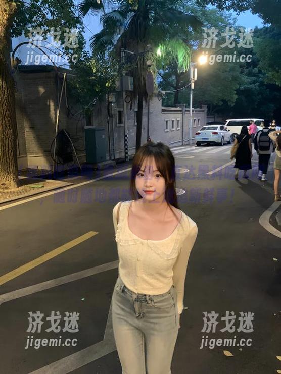 黑料吃瓜网 看瓜必备,直达黑料吃瓜网,随时随地都能线上追追新鲜事!