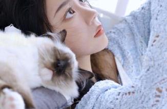 在线等你来，下载黑料吃瓜网，一秒进入吃瓜新世界！