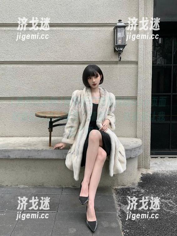 黑料吃瓜网官网的app页面好像比我的头像还“精彩”，这真是让我想了很多...