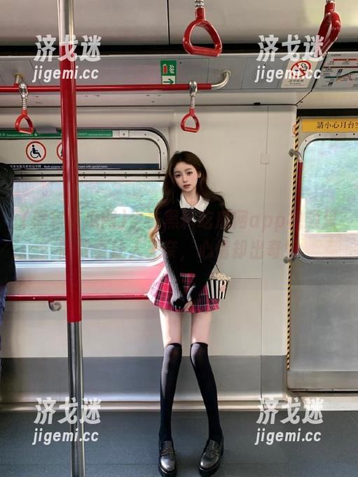 也许黑料吃瓜网app视频里的故事让人无奈，心情却出奇好