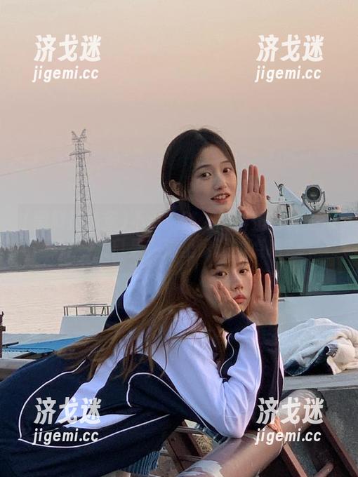 不小心踏入黑料正能量的海洋，入口是在浪里最深的点吗？
