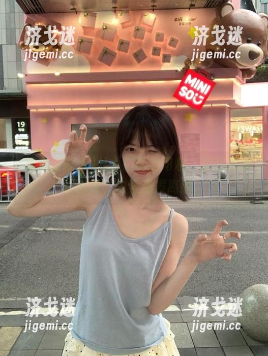 从入门到老司机，直达黑料正能量，内容愈发离谱。