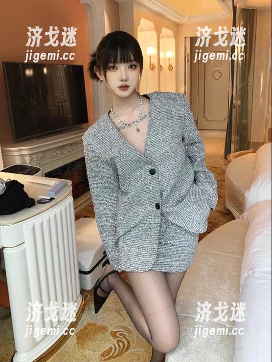 手残党勇敢尝试，黑料社苹果版的下载路漫漫