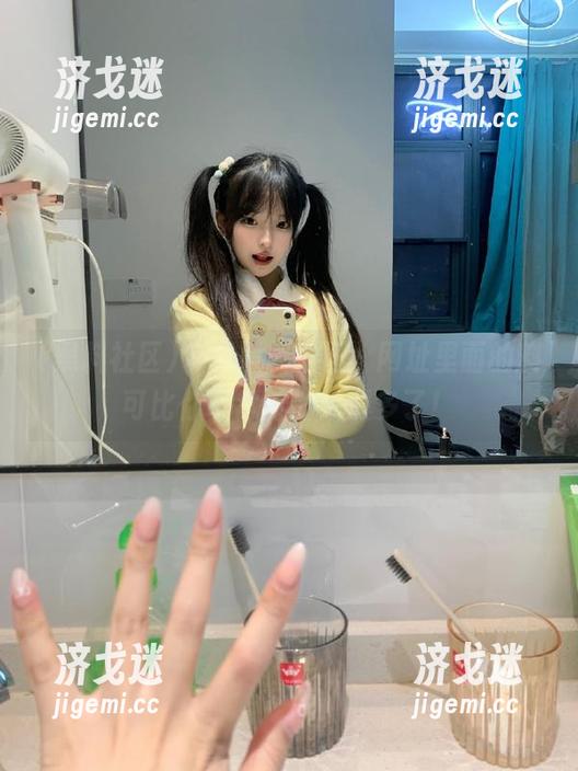 下载黑料社区，网址里面的料可比你平常听的火爆多了！