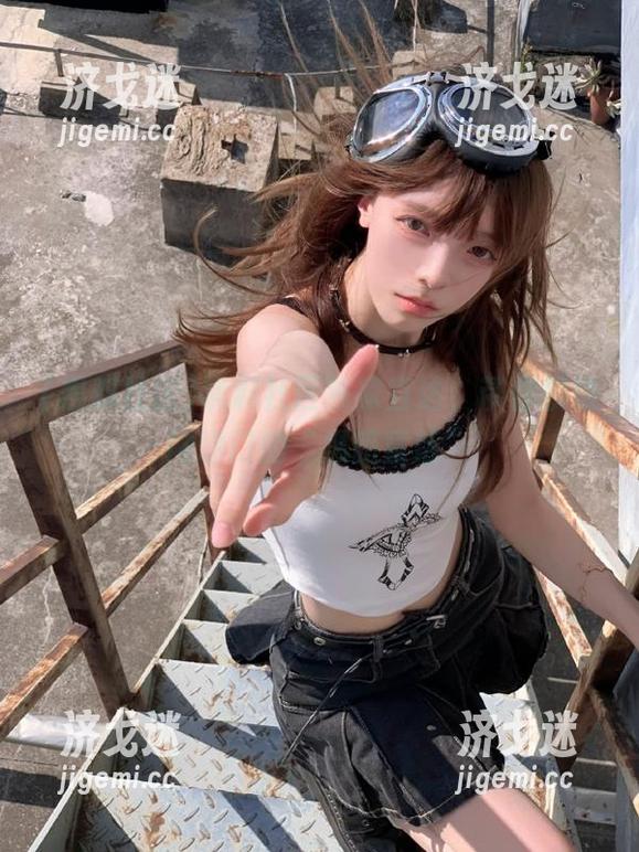 黑料社区独家直达，带你解锁网爆门的“黑暗童话”