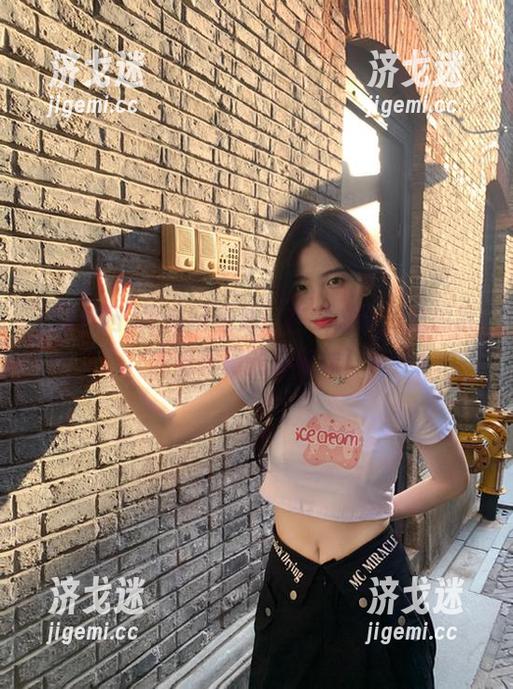 黑料网直达：在线议论，这瓜散发着扑鼻的神秘味！