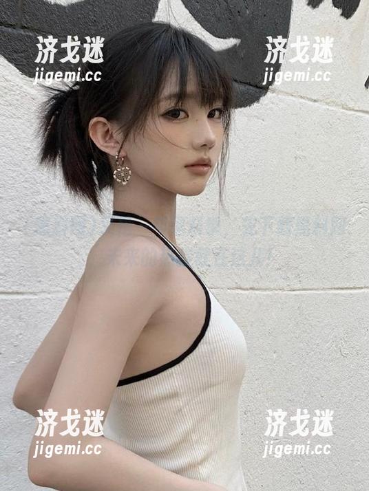 又是一年黑料季，先下载黑料网，未来的热搜就在这儿！