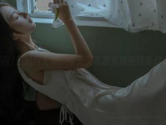 黑料网更新：今天又有哪些瓜在线等你来吃？