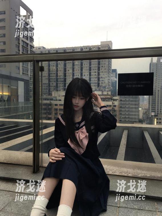 “黑料老司机”网站，吃瓜不休息，瓜从早到晚不断供！